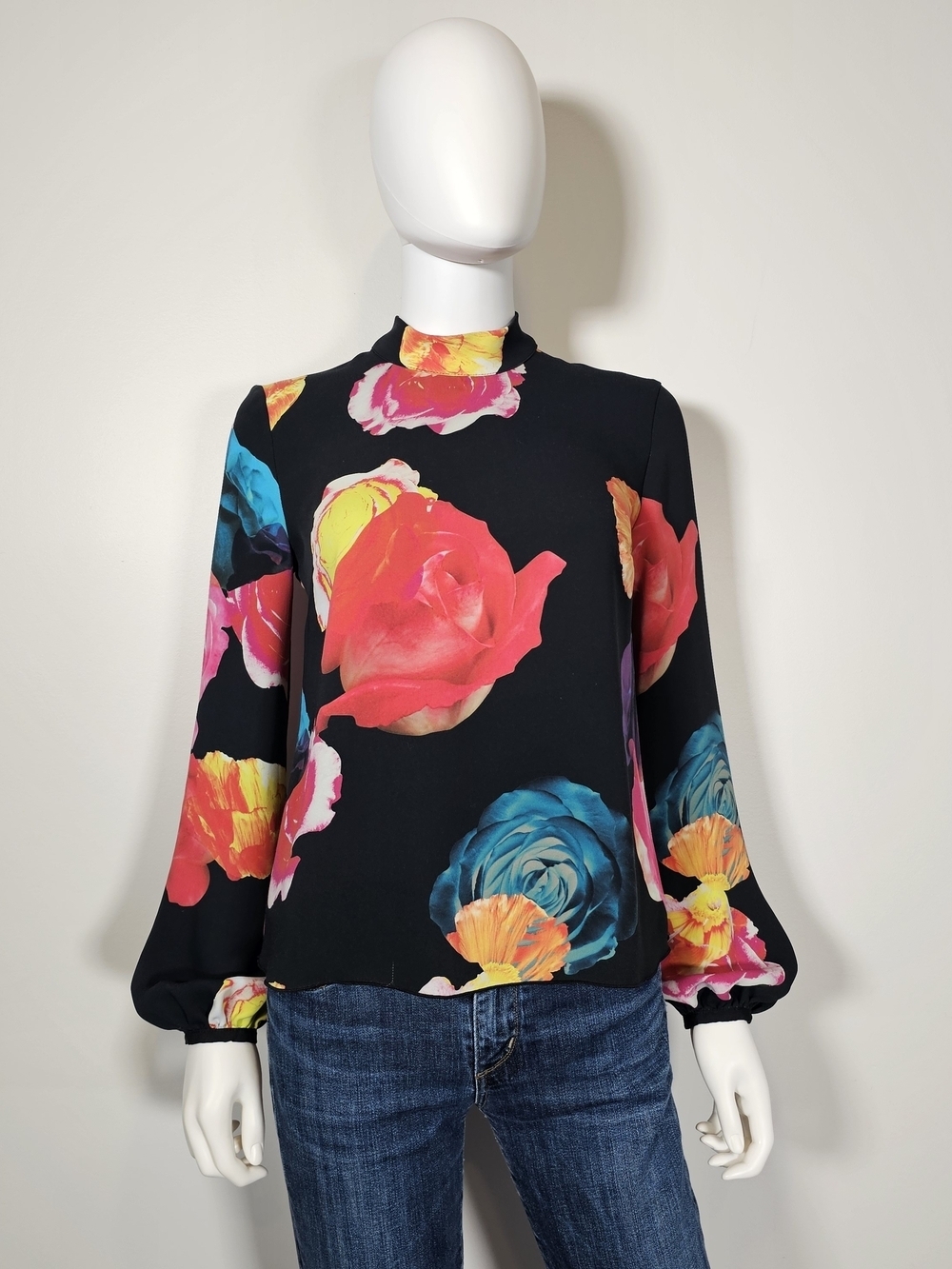 Babaton Aritzia Black Mock-Neck Blouse with Bright Floral Print Sz XS